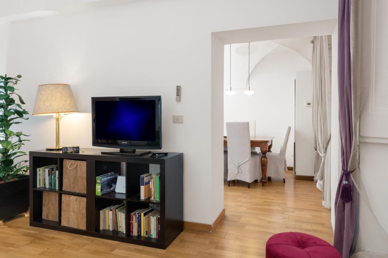 Banchi Apartments - Castel Sant'Angelo ローマ エクステリア 写真