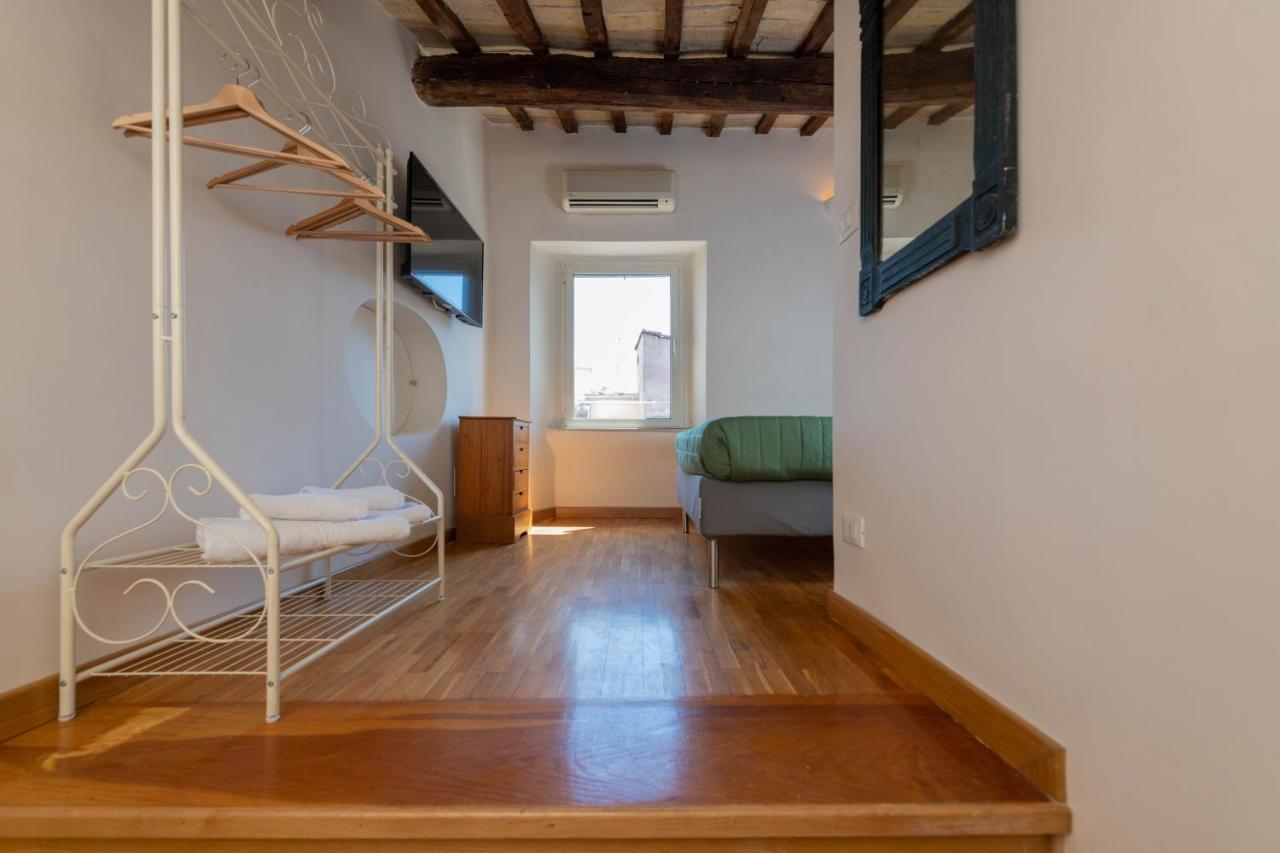 Banchi Apartments - Castel Sant'Angelo ローマ エクステリア 写真